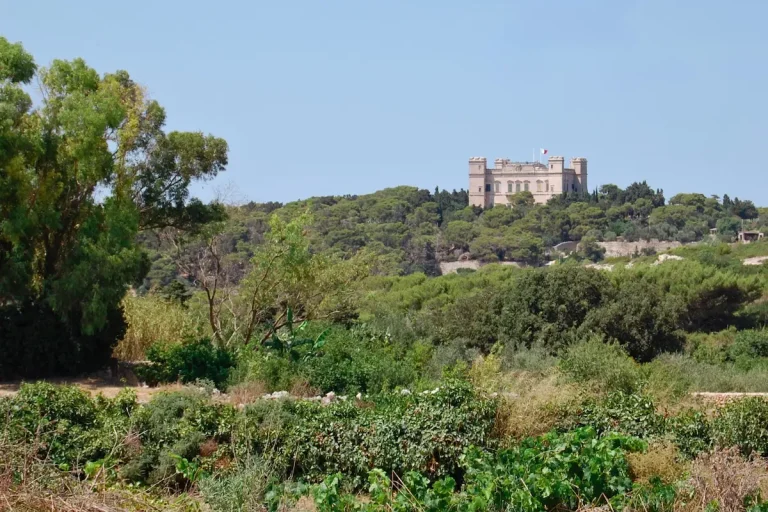 Palacio Verdala encima de Buskett, Malta